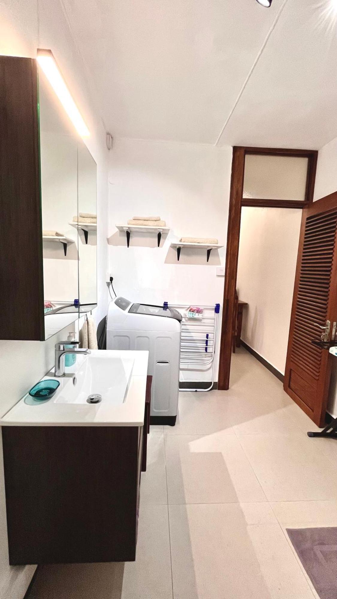 Ebony Apartment & Studio La Gaulette Εξωτερικό φωτογραφία