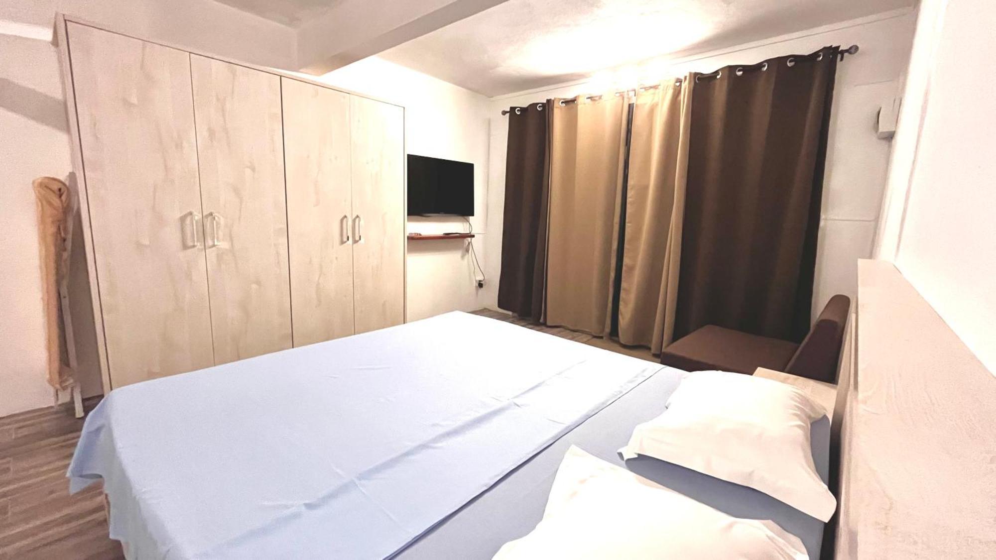 Ebony Apartment & Studio La Gaulette Εξωτερικό φωτογραφία